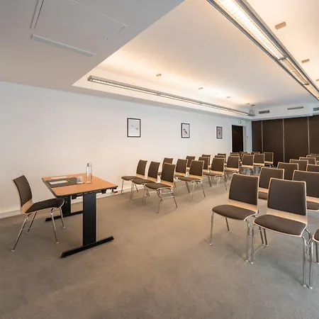 巴黎蒙帕纳斯假日酒店 酒店 巴黎