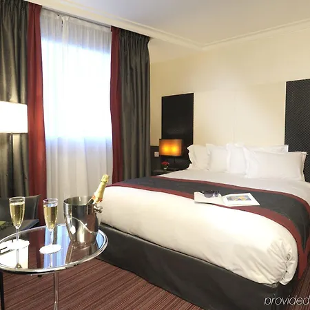 巴黎蒙帕纳斯假日酒店 酒店