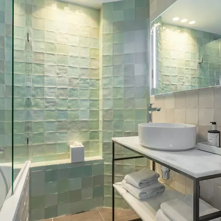 Hotel Voco Montparnasse By Ihg