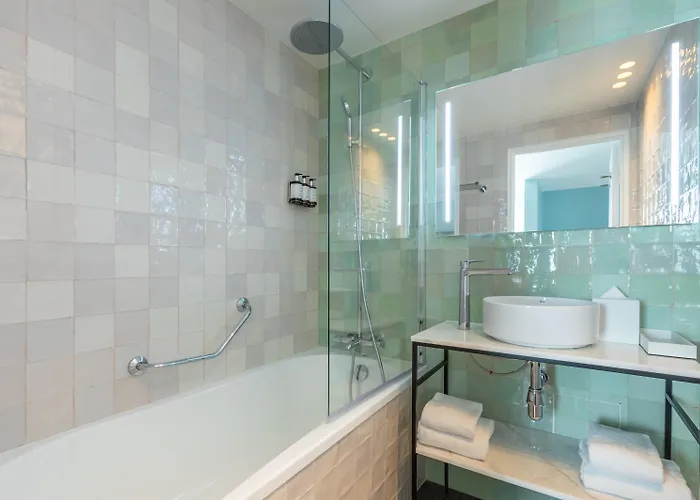 Hotel Voco Montparnasse By Ihg